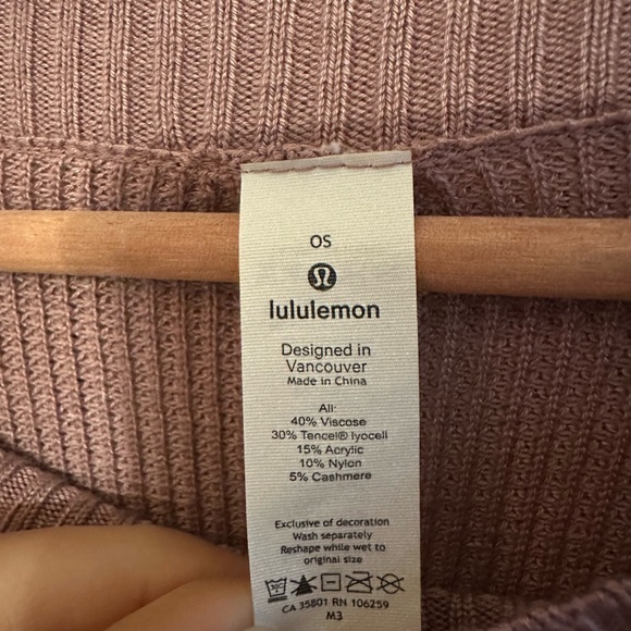 Lululemon poncho (OS) - Picture 5 of 5